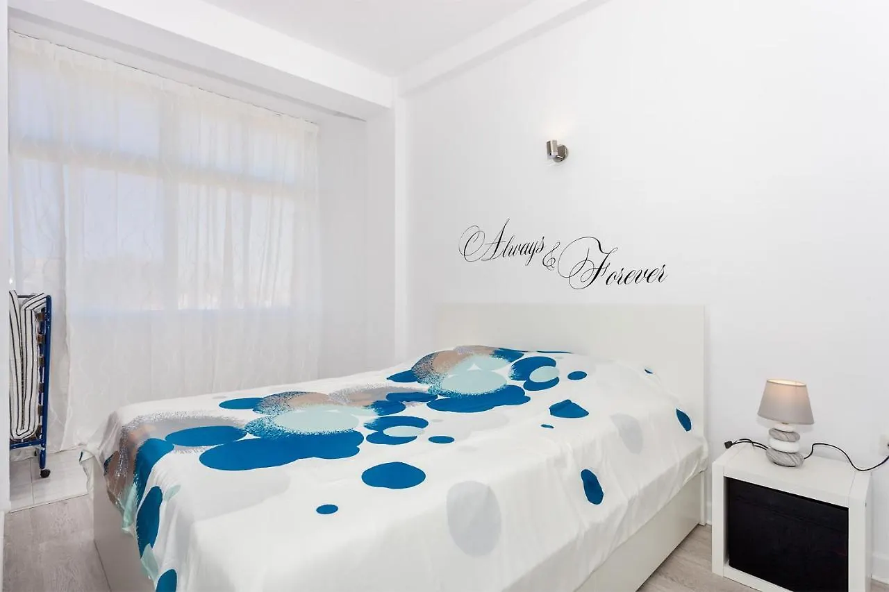 Apartment With Sea View Benalmadena
