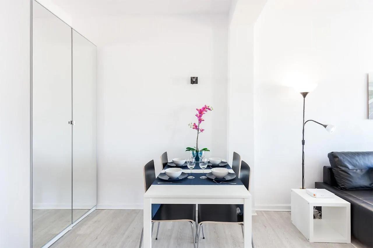 Apartment With Sea View Benalmadena 0*,